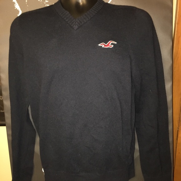 Men’s Large Hollister V-Neck Sweater - Picture 2 of 4
